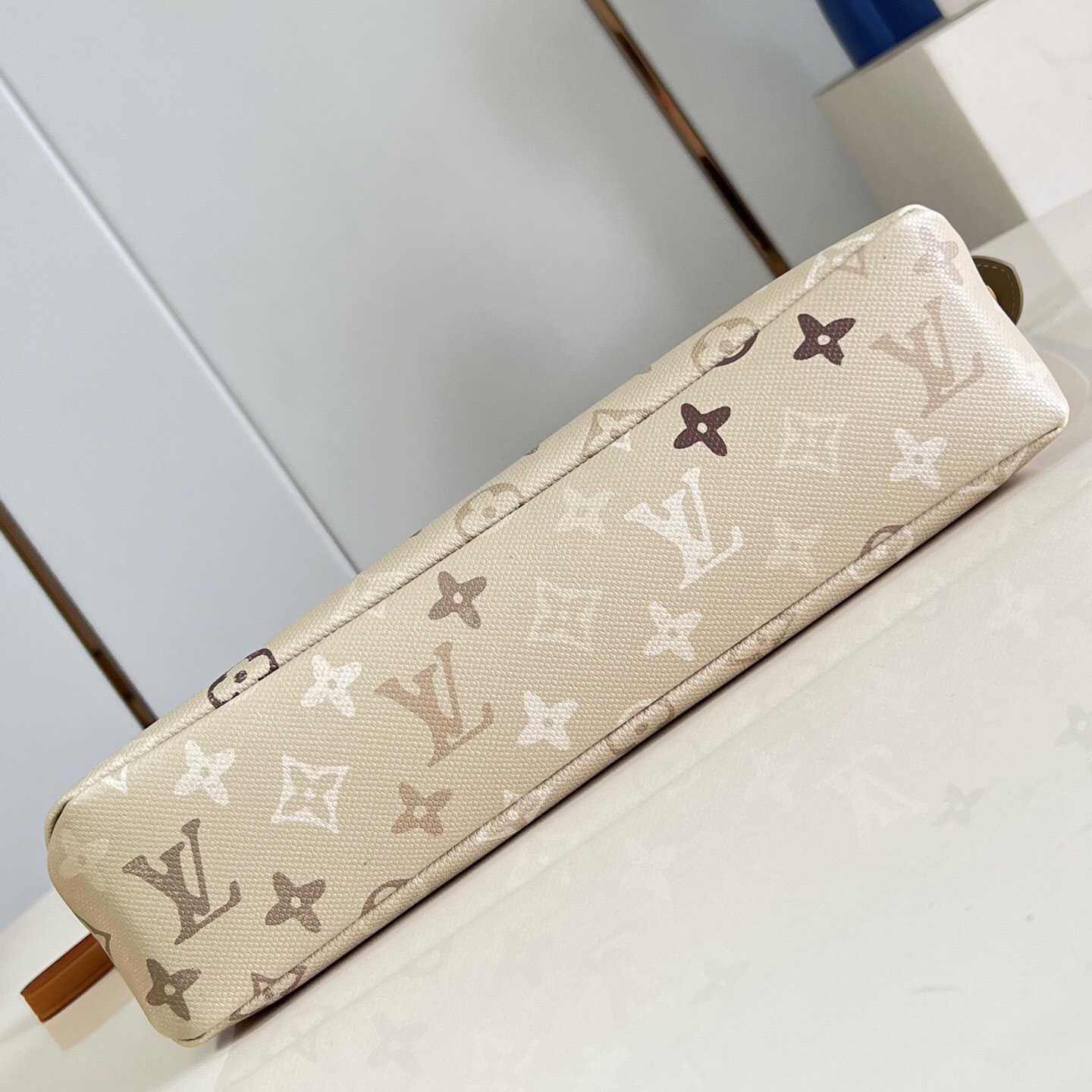Louis Vuitton Pochette Voyage Souple M29427 - DesignerGu