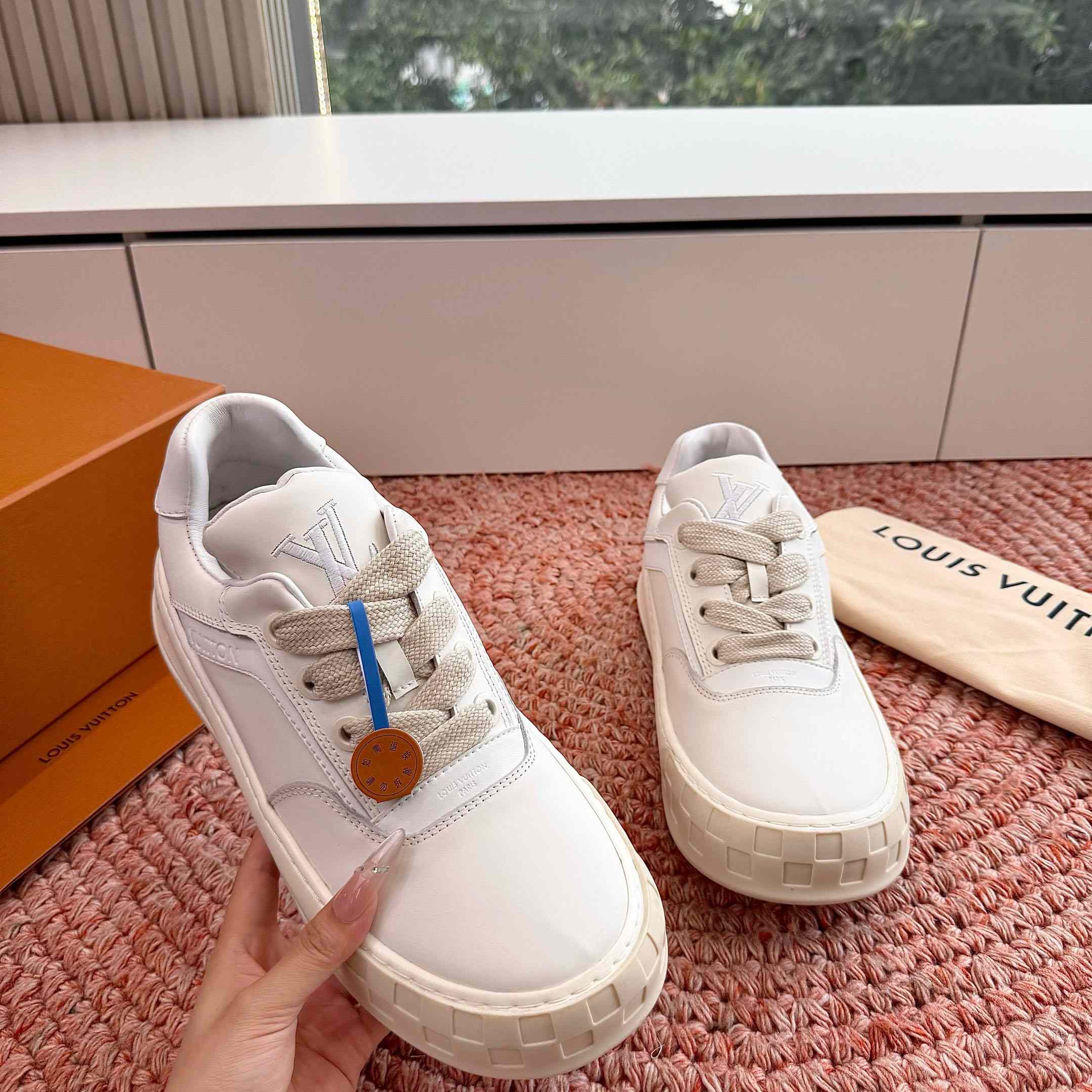 Louis Vuitton LV Tilted Sneaker 1AJWE5 - DesignerGu