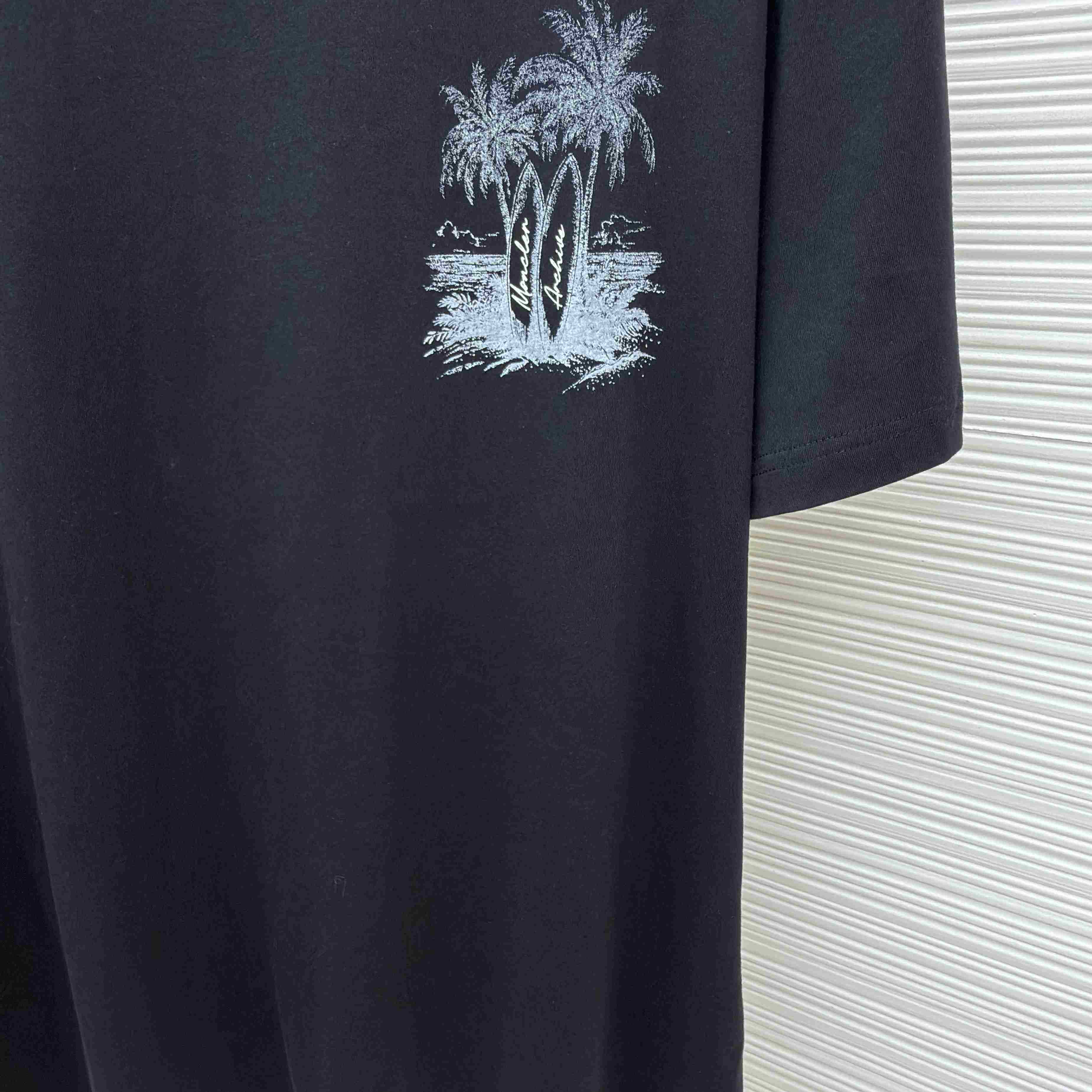 Moncler Beach Printed T-Shirt - DesignerGu