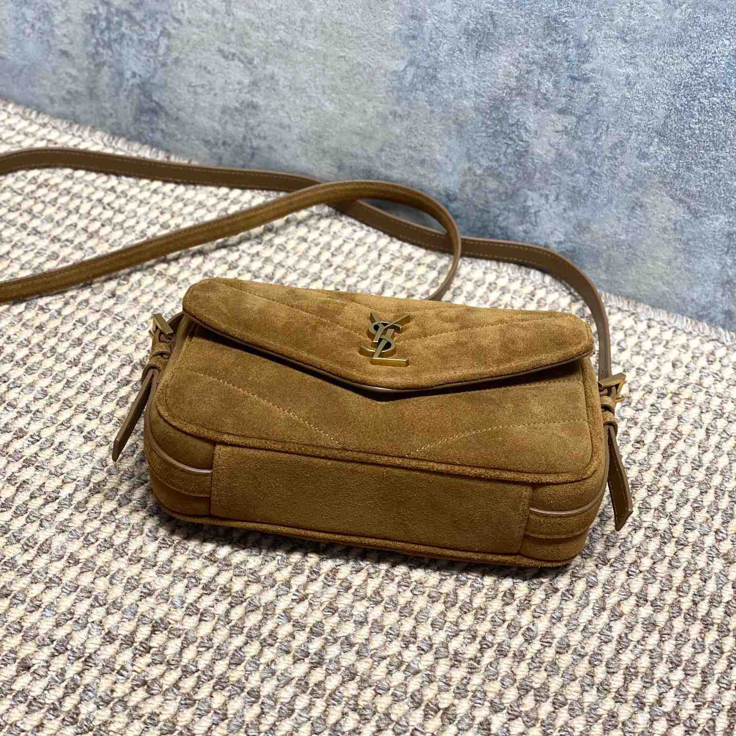 Saint Laurent Loulou Toy Crossbody In Matelasse Suede - DesignerGu