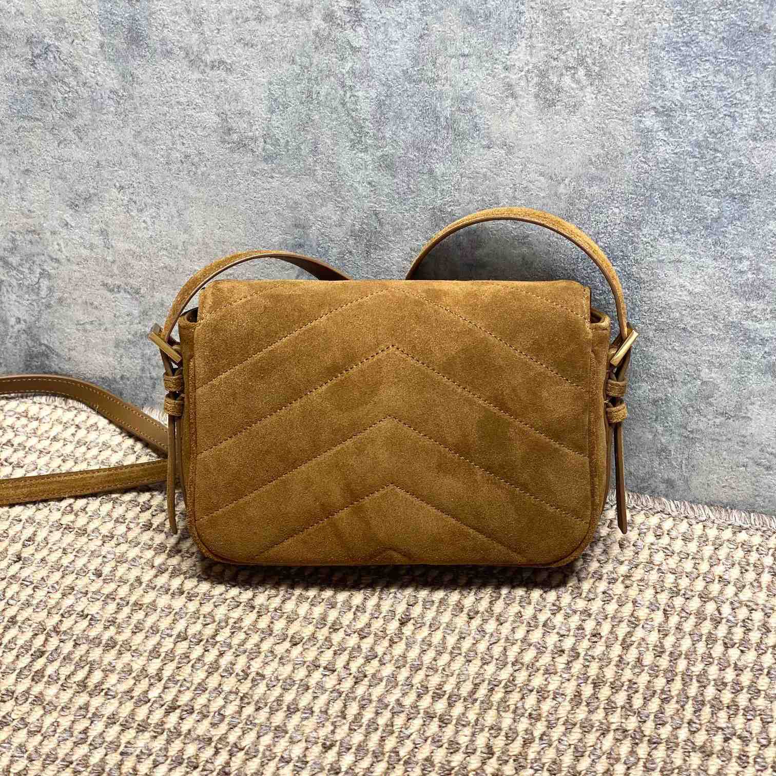 Saint Laurent Loulou Toy Crossbody In Matelasse Suede - DesignerGu