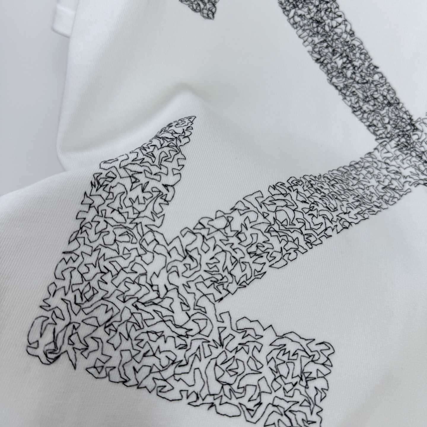 Off-White Scribble Arrows T-Shirt - DesignerGu