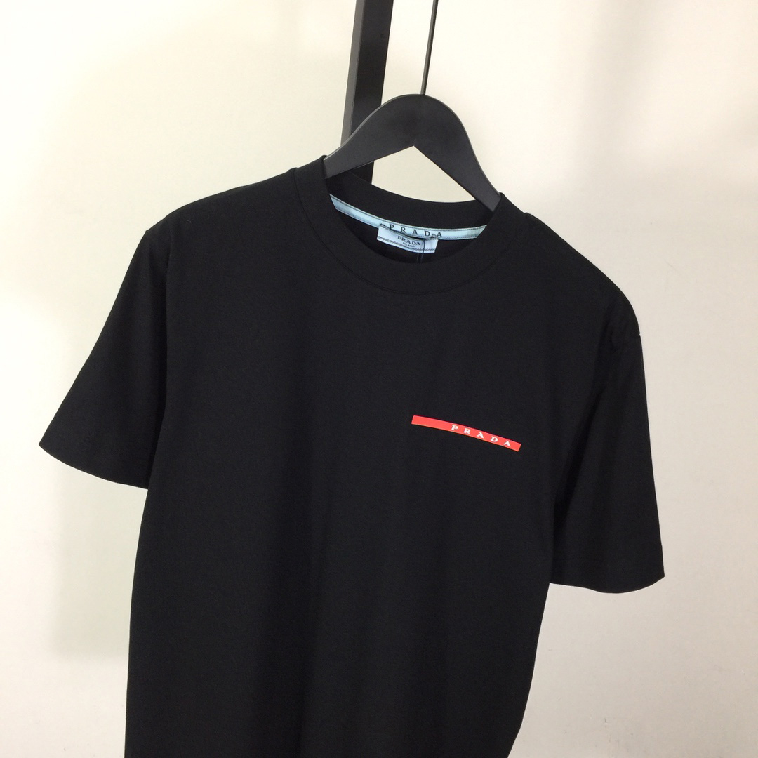 Prada Piqué T-Shirt - DesignerGu
