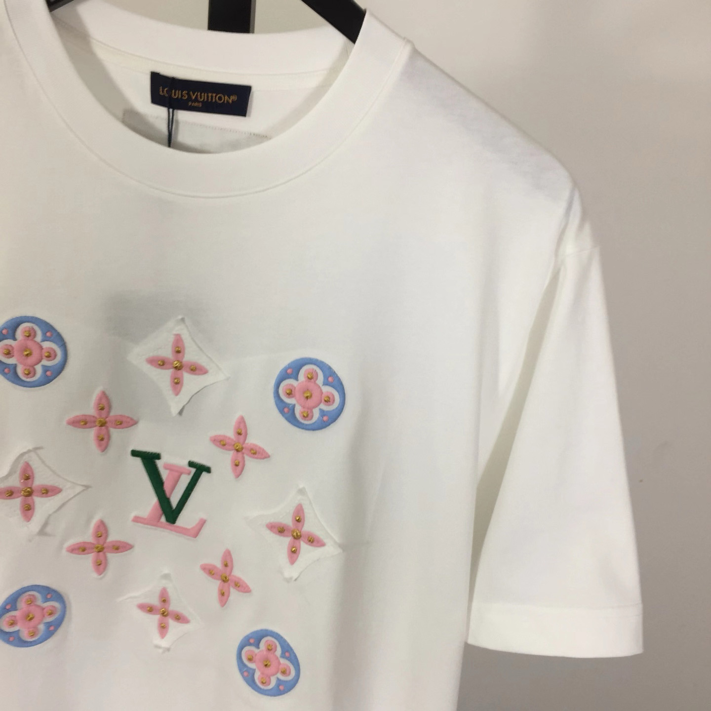 Louis Vuitton Logo Cotton T-Shirt  - DesignerGu
