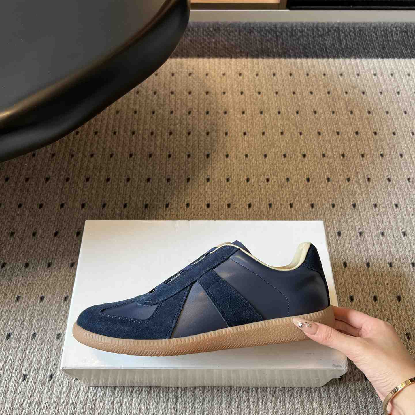 Maison Margiela Replica Sneakers - DesignerGu