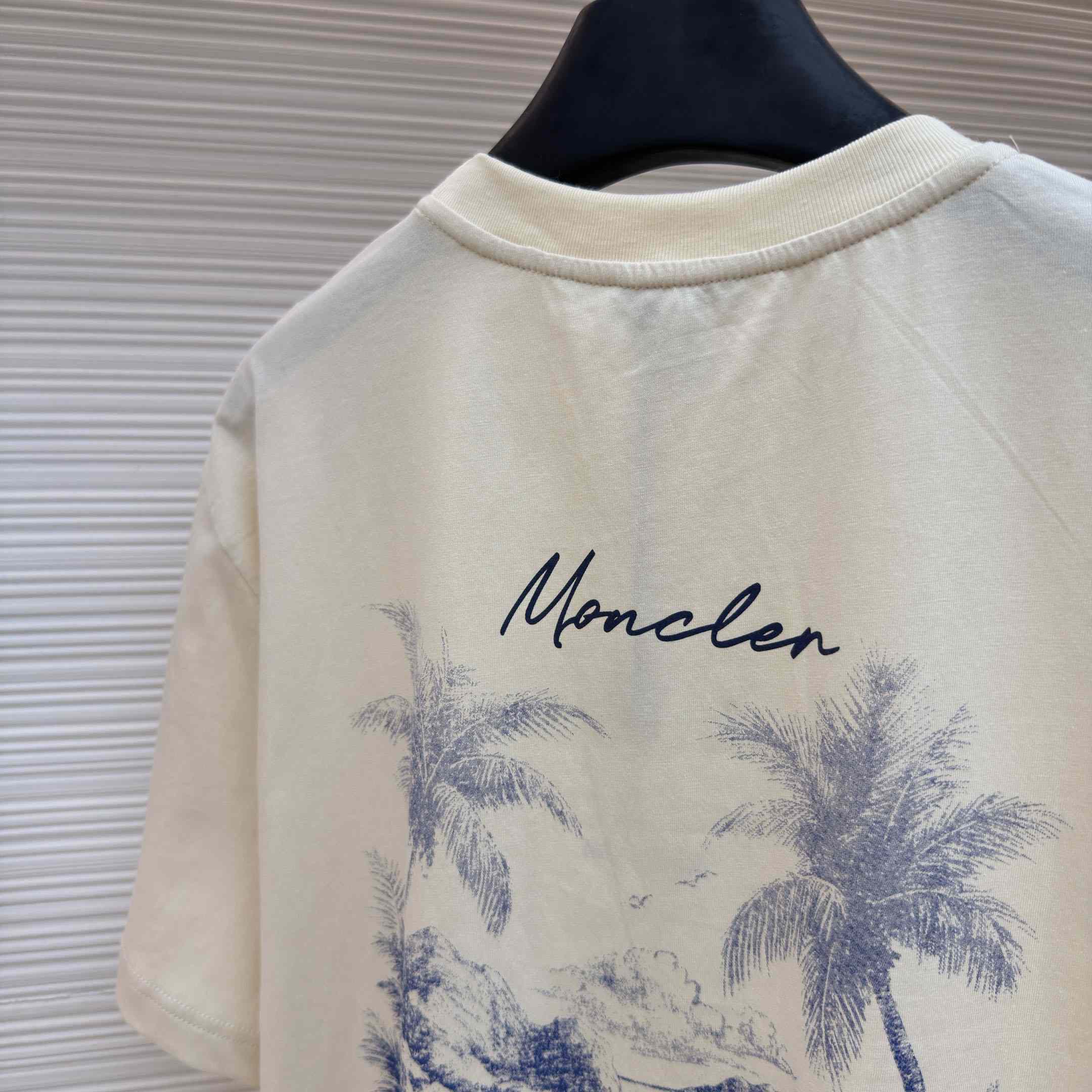 Moncler Beach Printed T-Shirt - DesignerGu