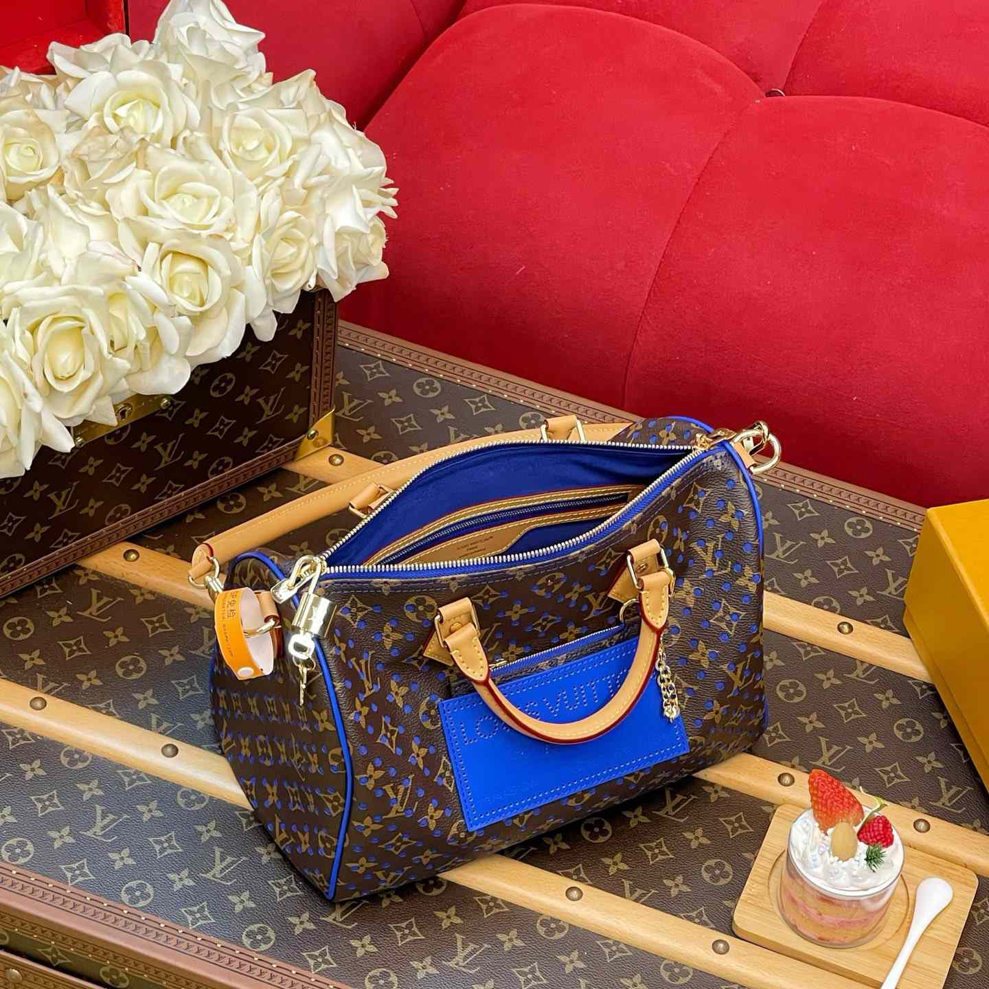 Louis Vuitton Speedy Soft 30 M29143 - DesignerGu
