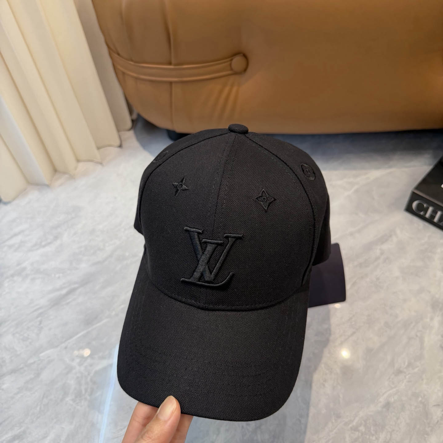Louis Vuitton Cap - DesignerGu