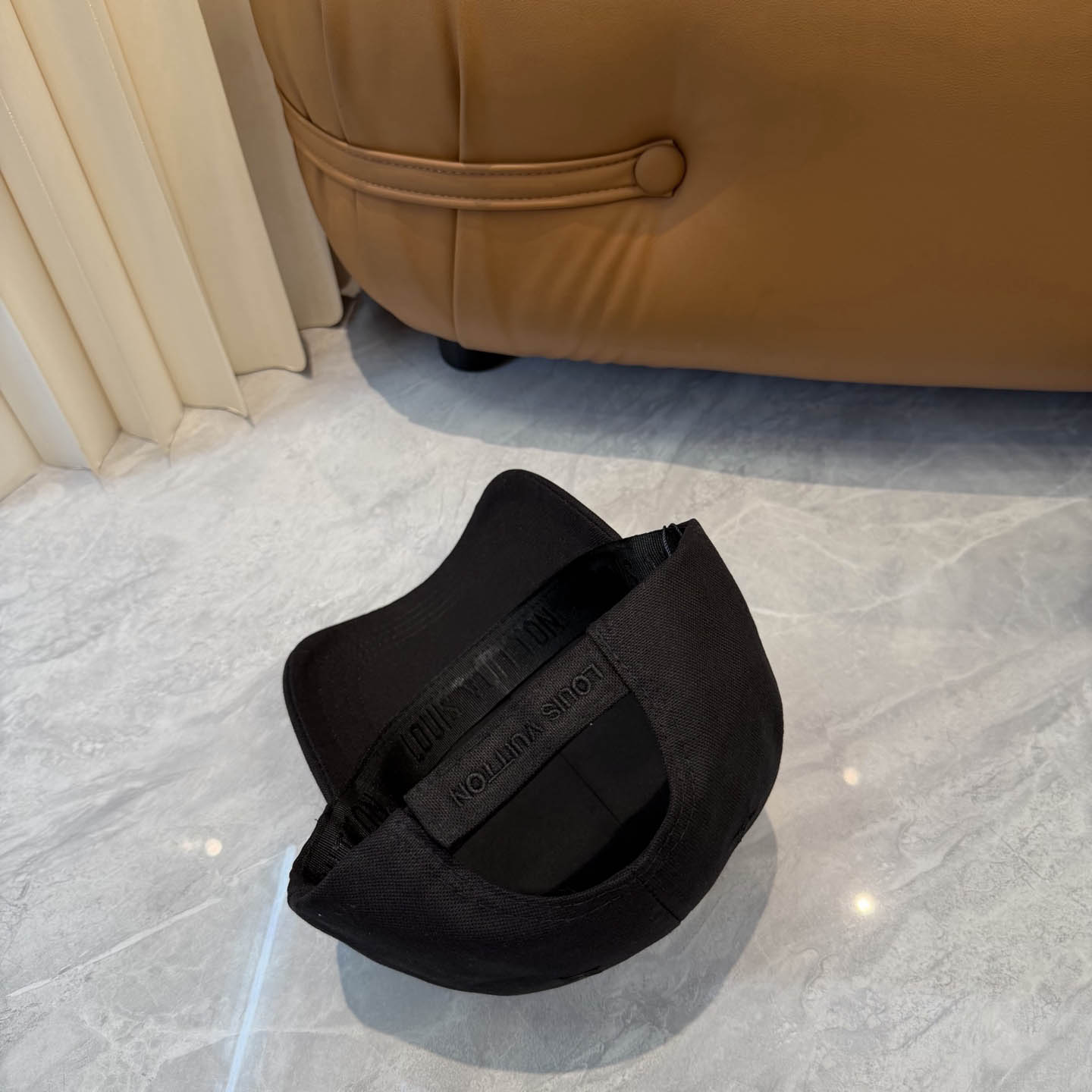 Louis Vuitton Cap - DesignerGu