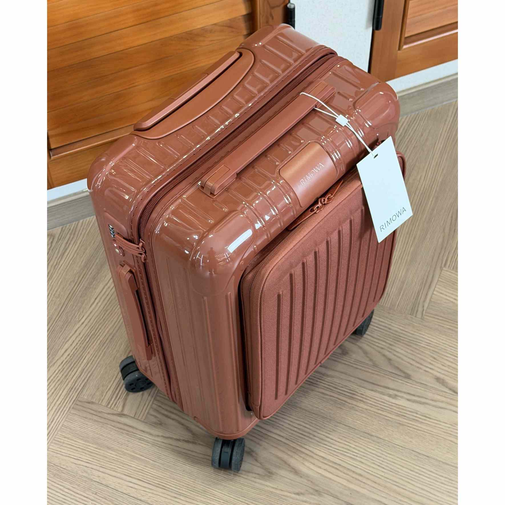 Rimowa Cabin - DesignerGu