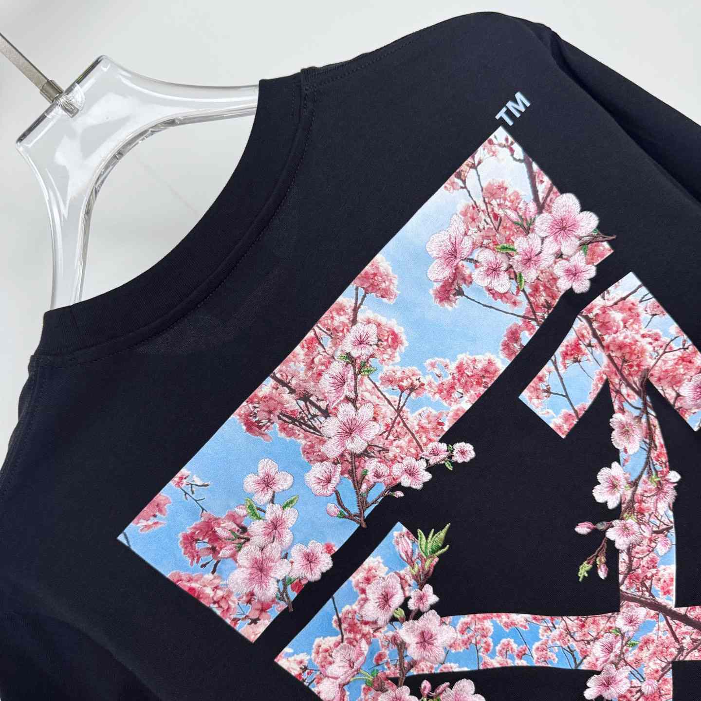 Off-White Embroidered Cherry Blossom Arrow Logo T-Shirt 'Black' - DesignerGu