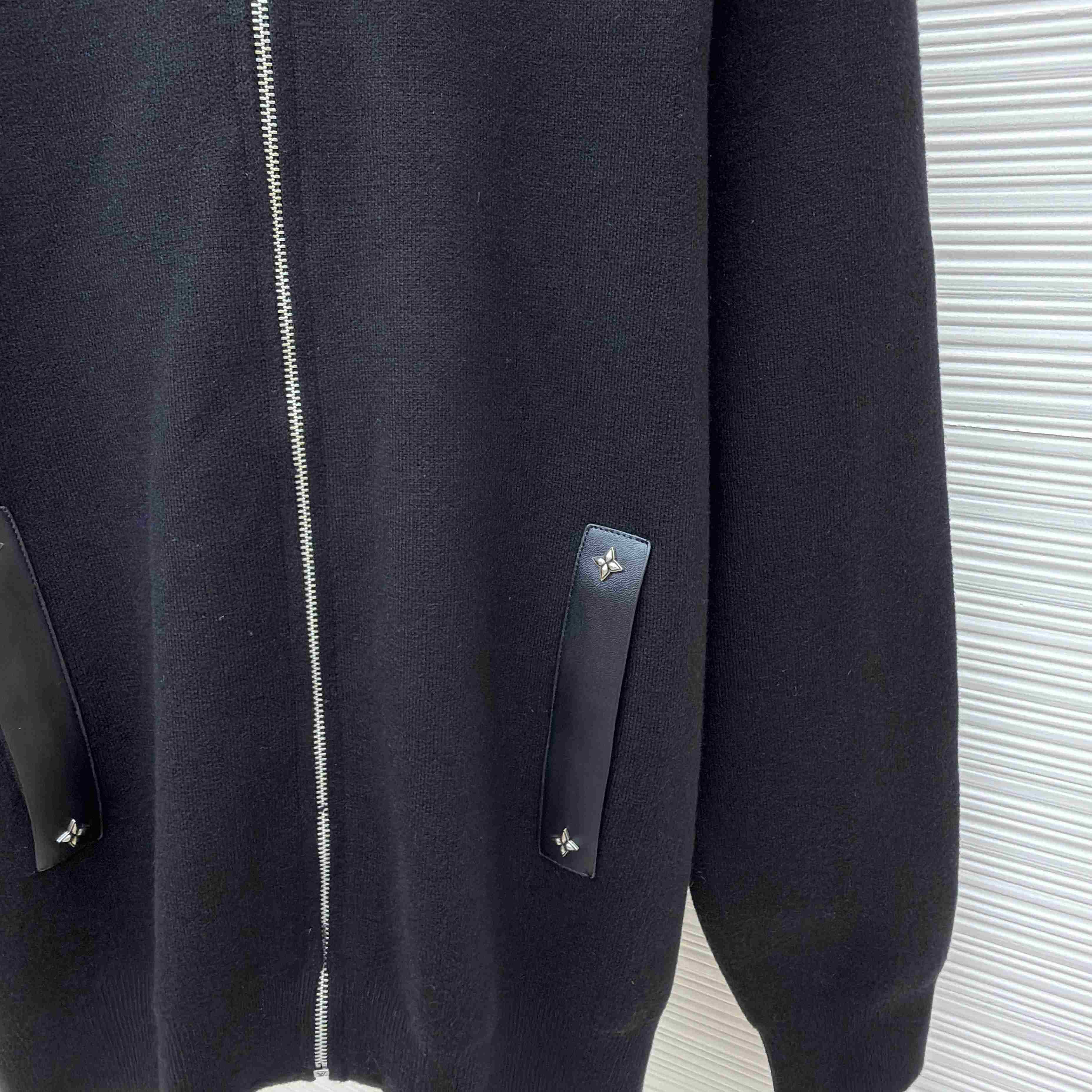 Louis Vuitton Knit Blouson With Leather Details 1AJIEX - DesignerGu