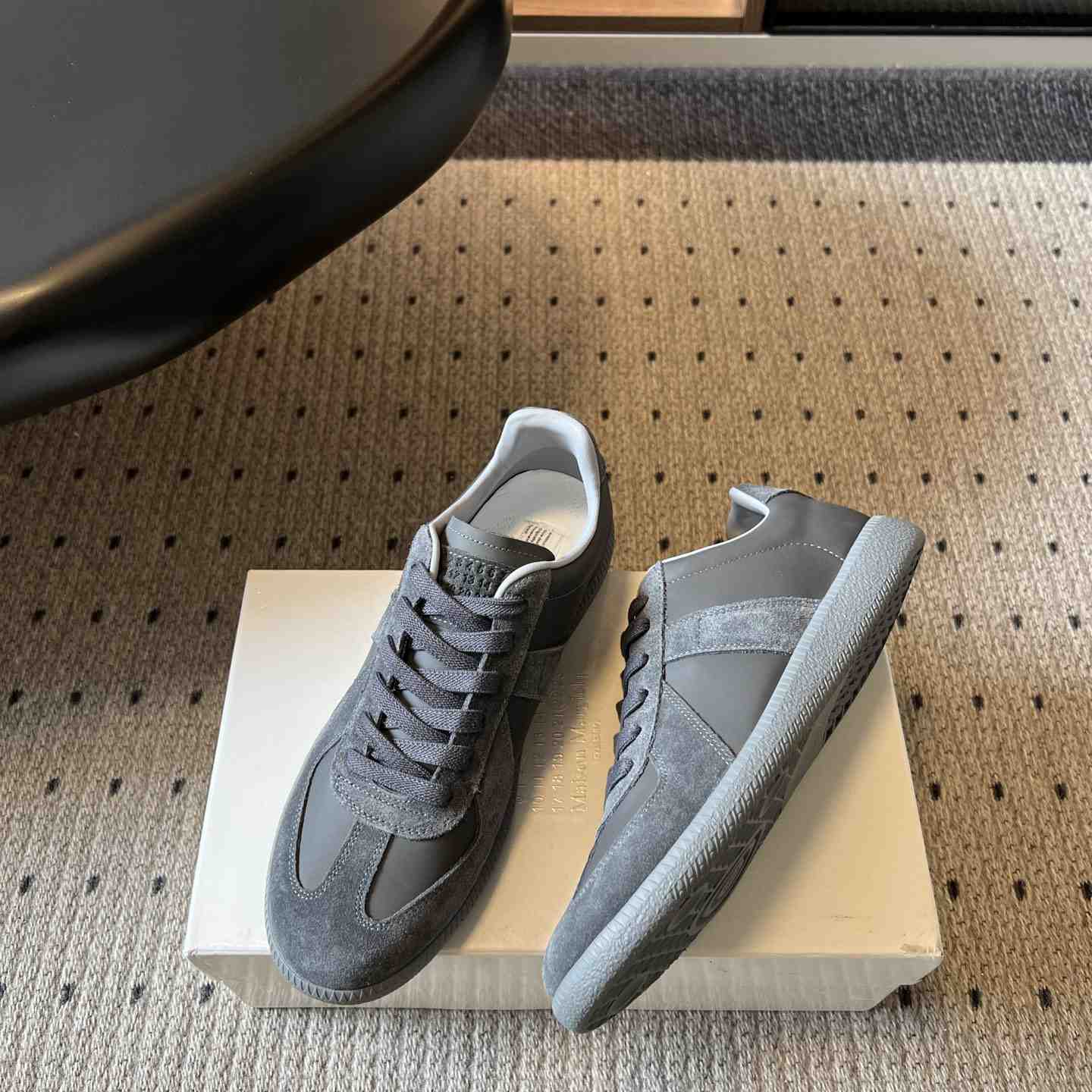 Maison Margiela Replica Sneakers - DesignerGu