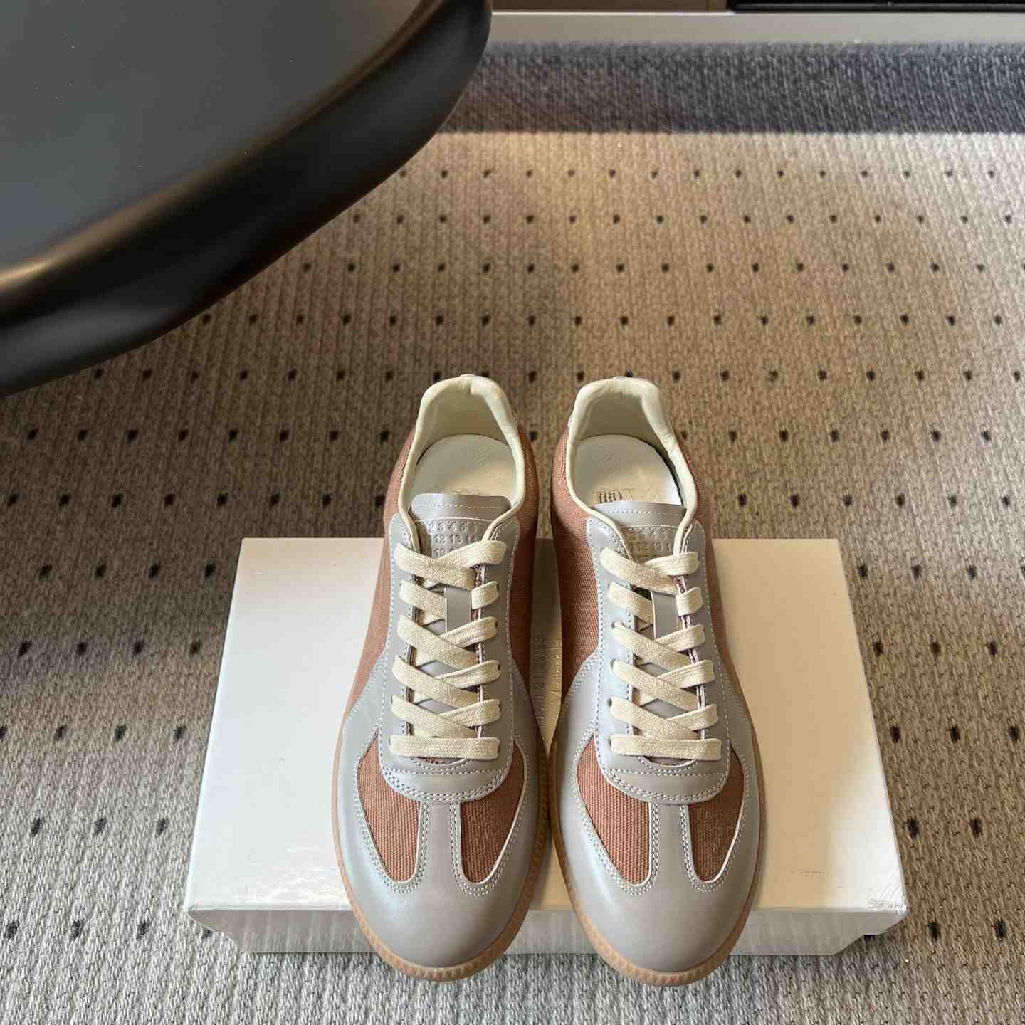 Maison Margiela Replica Sneakers - DesignerGu