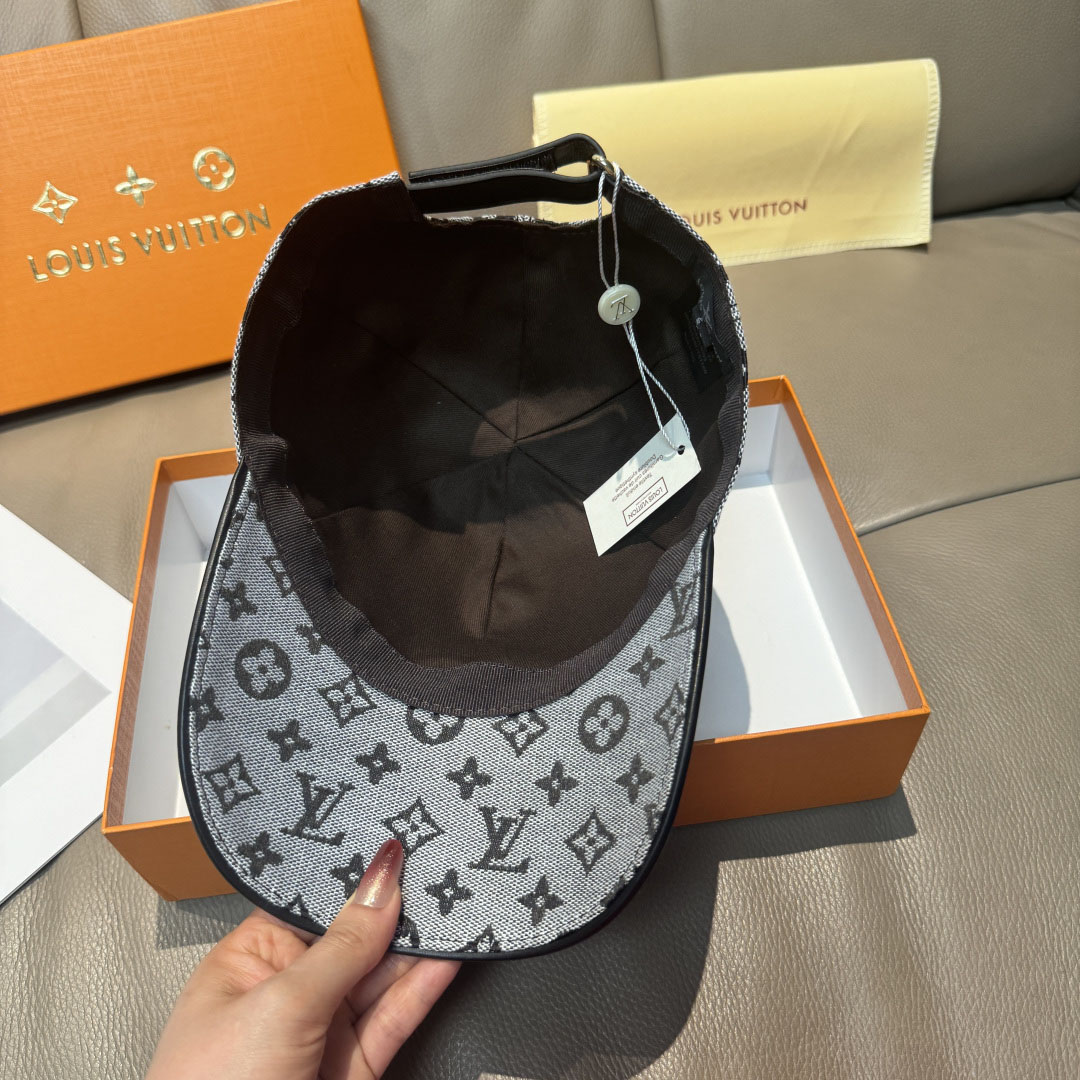 Louis Vuitton Denim Cap - DesignerGu