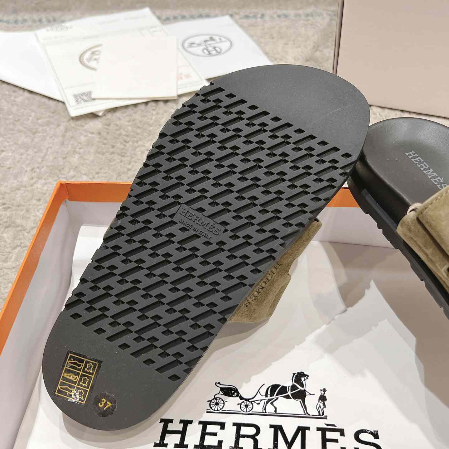 Hermes Chypre Sandal - DesignerGu