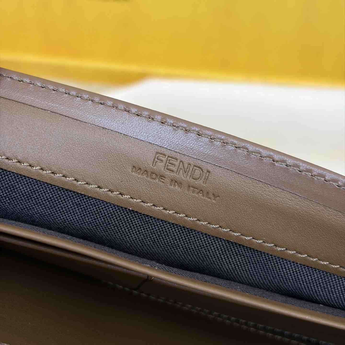 Fendi FF Diamonds Continental With Chain - DesignerGu
