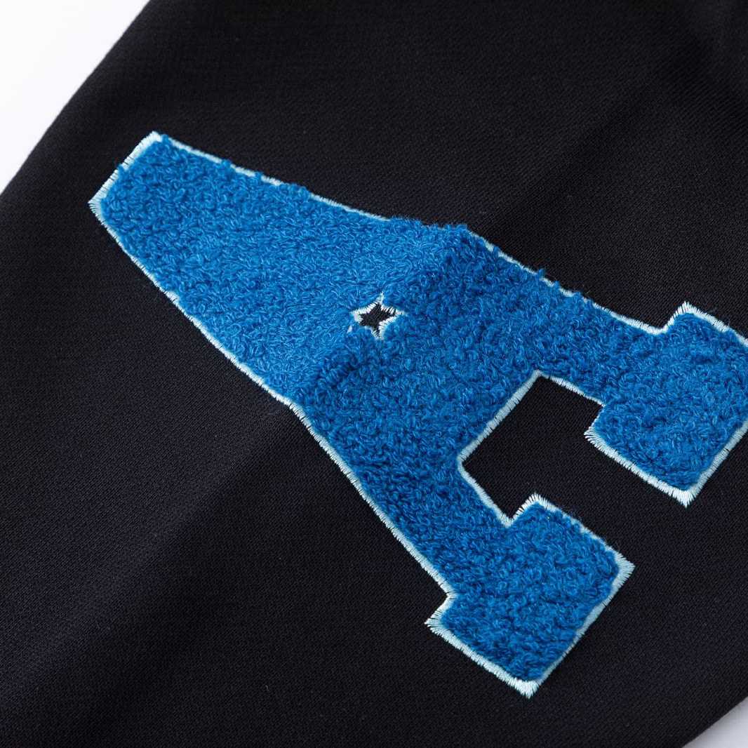 Amiri Logo Patch Zip Up Hoodie - DesignerGu