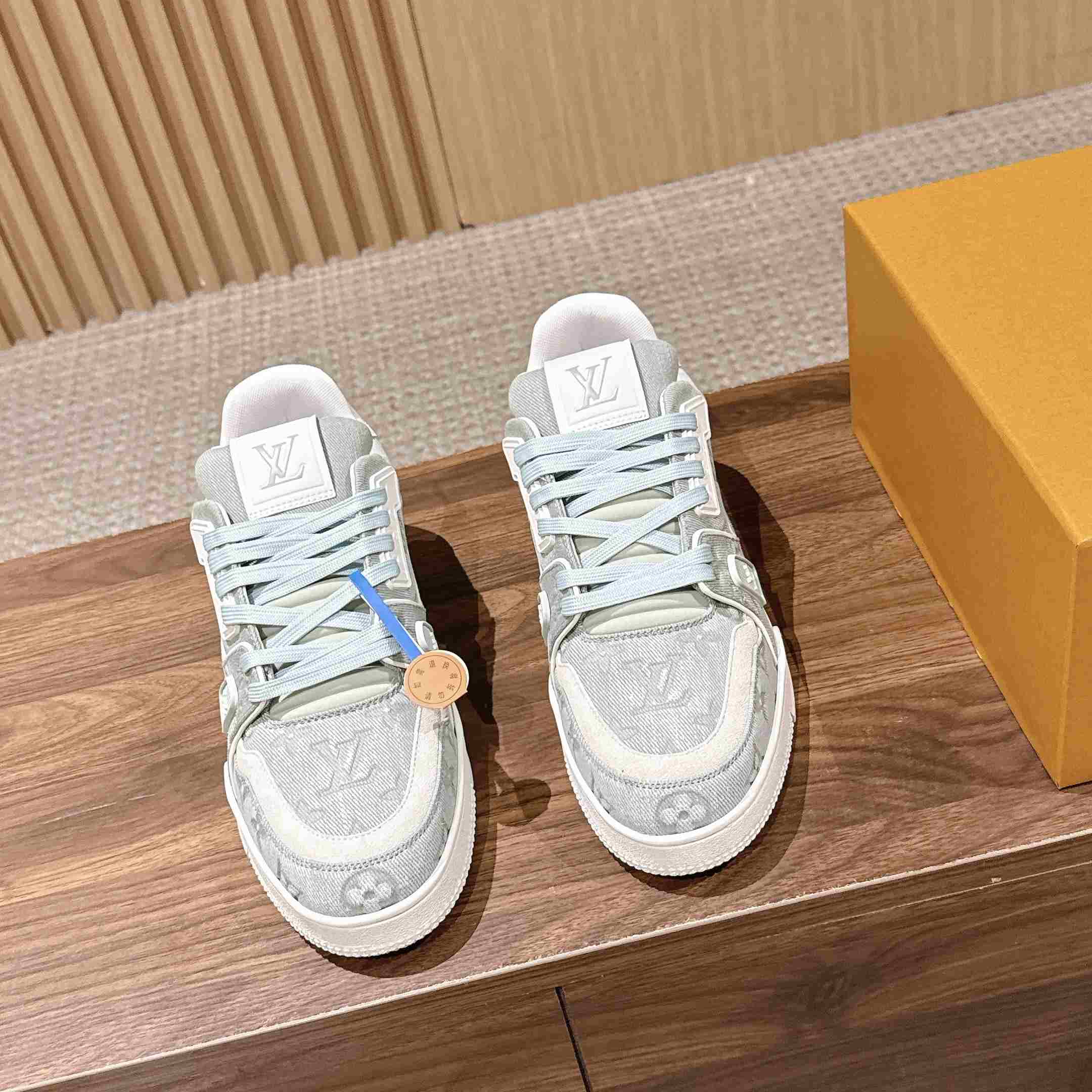 Louis Vuitton LV Trainer Sneaker  1AK7OE（upon uk size） - DesignerGu