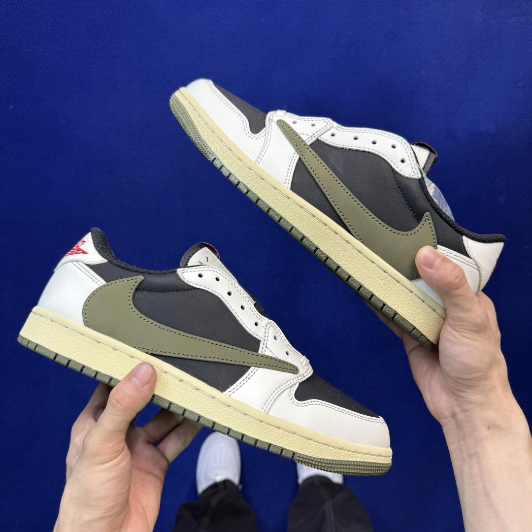 Travis Scott x Air Jordan 1 Low Sneaker     DZ4137-106 - DesignerGu