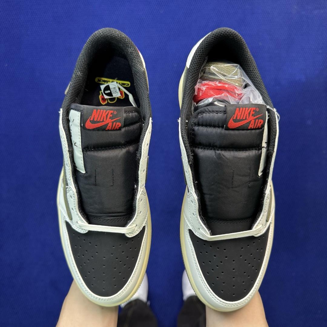 Travis Scott x Air Jordan 1 Low Sneaker     DZ4137-106 - DesignerGu