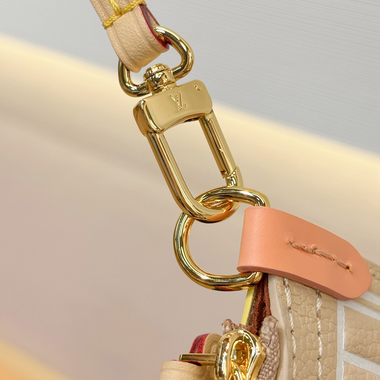 Louis Vuitton Neverfull Inside Out MM M2A095 - DesignerGu