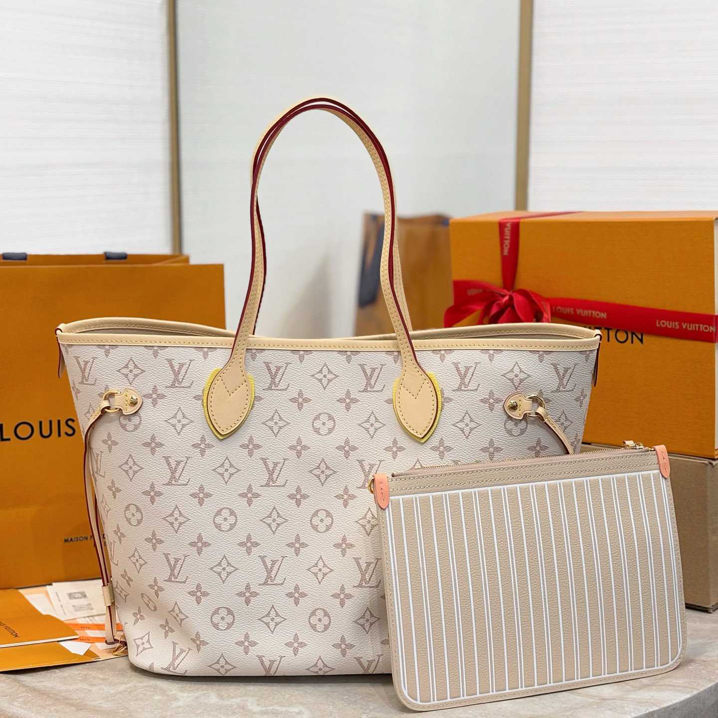Louis Vuitton Neverfull Inside Out MM M2A095 - DesignerGu