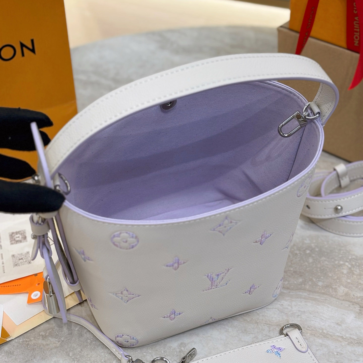 Louis Vuitton All In BB M29835 - DesignerGu