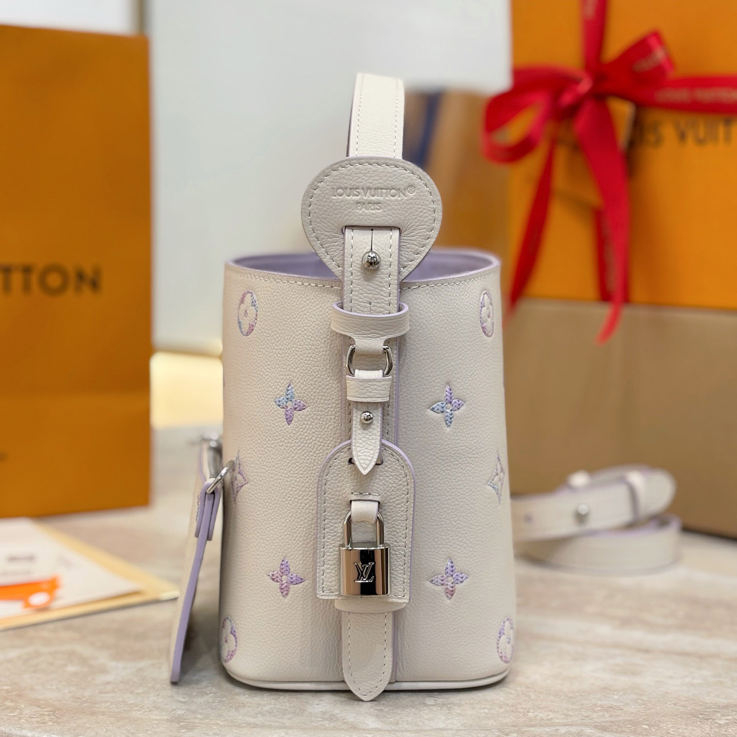 Louis Vuitton All In BB M29835 - DesignerGu