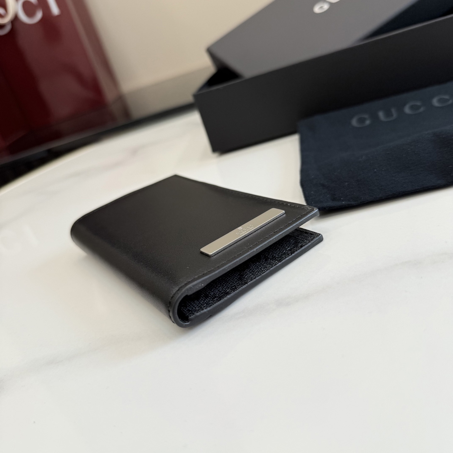 Gucci Card Case With Metal Tag 875594 - DesignerGu