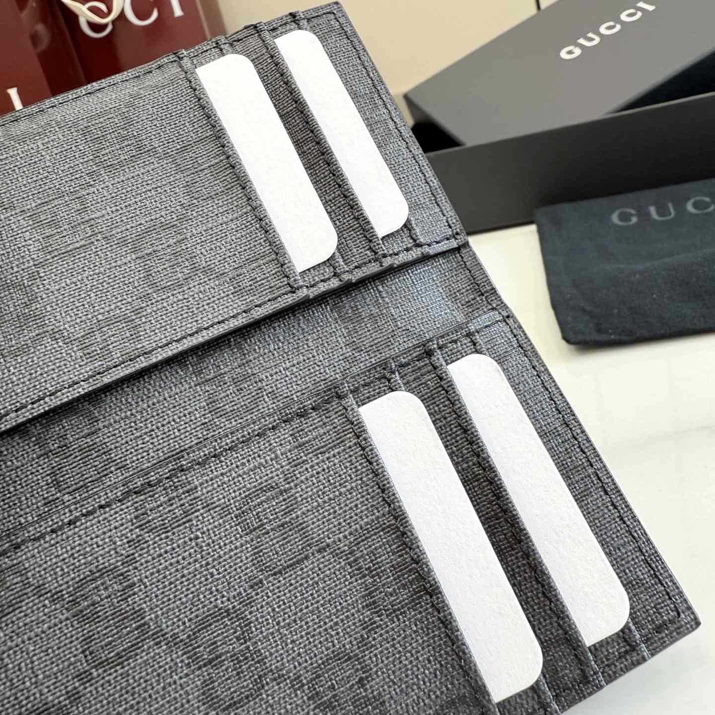 Gucci Card Case With Metal Tag 875594 - DesignerGu