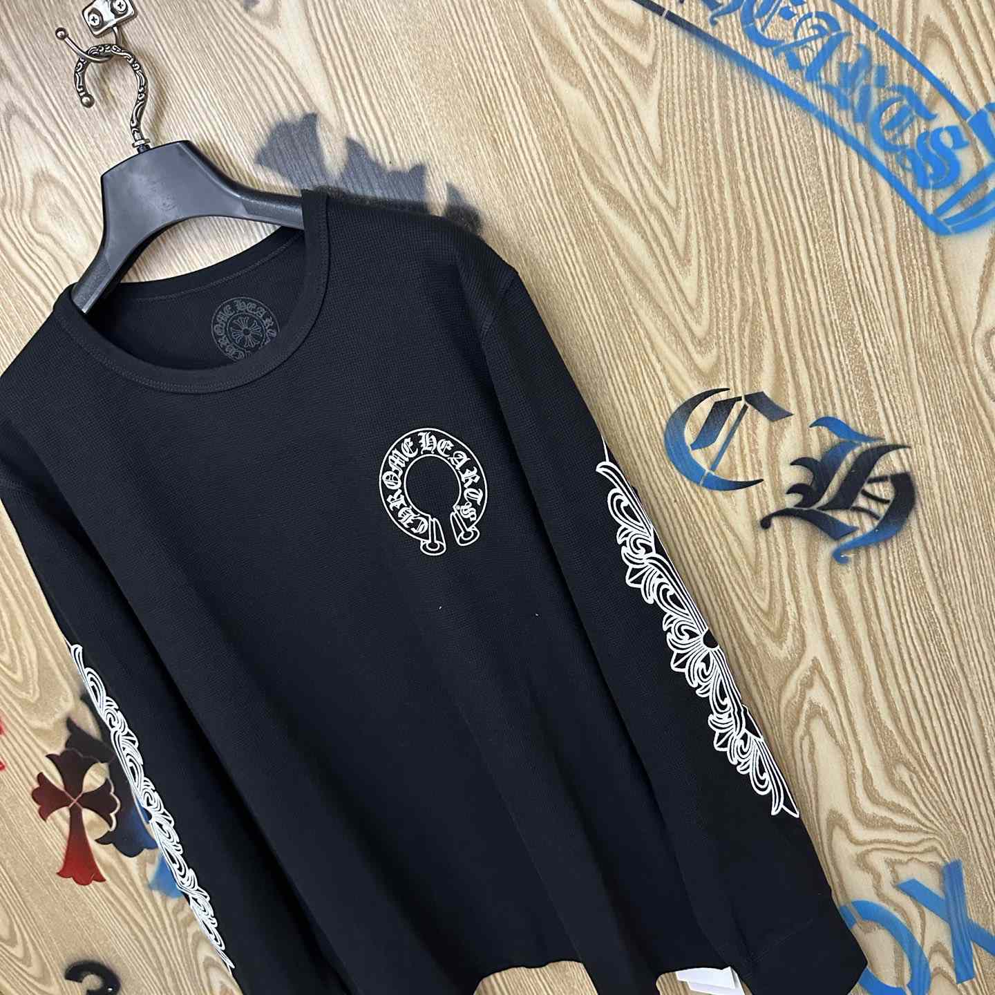 Chrome Hearts Horseshoe Logo Long Sleeve T-Shirt - DesignerGu