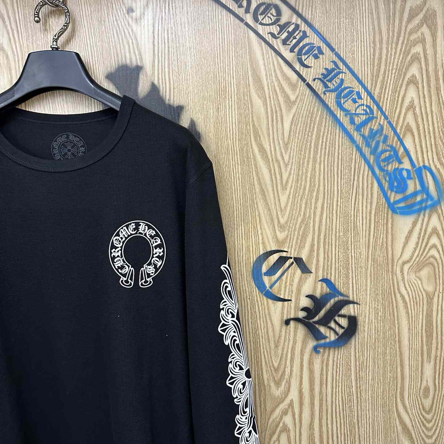 Chrome Hearts Horseshoe Logo Long Sleeve T-Shirt - DesignerGu