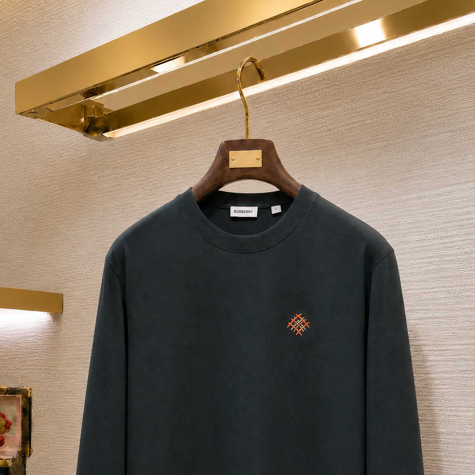Burberry Long-sleeve Logo Cotton T-shirt - DesignerGu