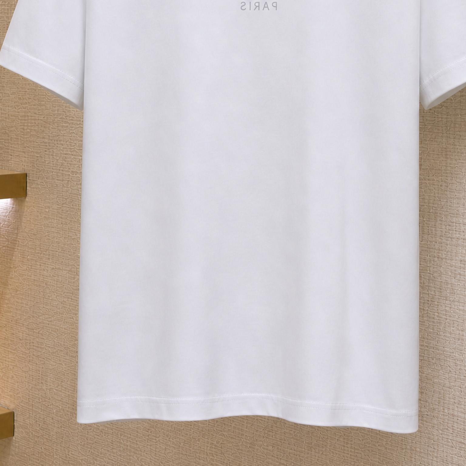 Givenchy Reverse  T-Shirt  - DesignerGu