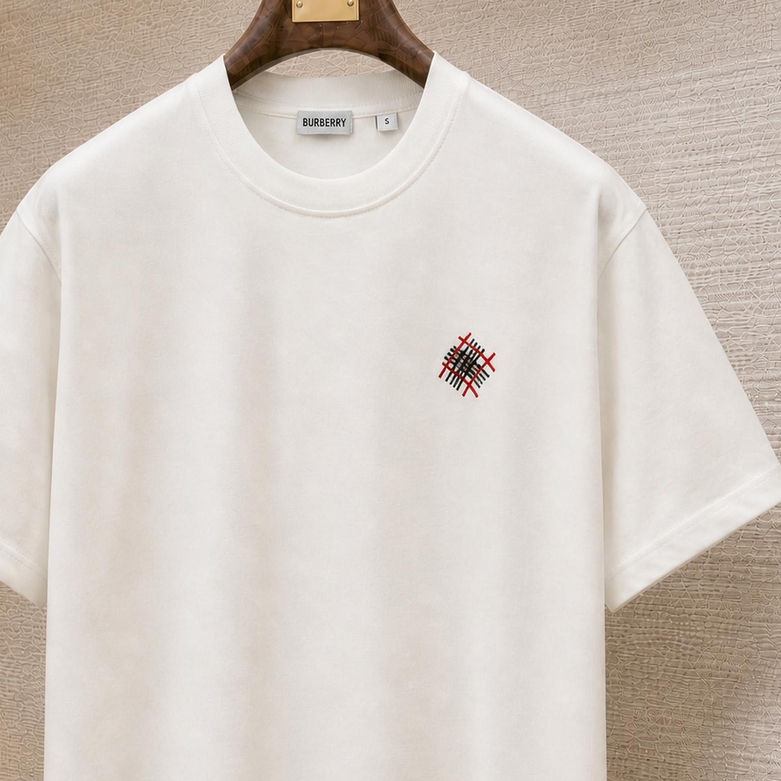 Burberry Logo Cotton T-shirt - DesignerGu
