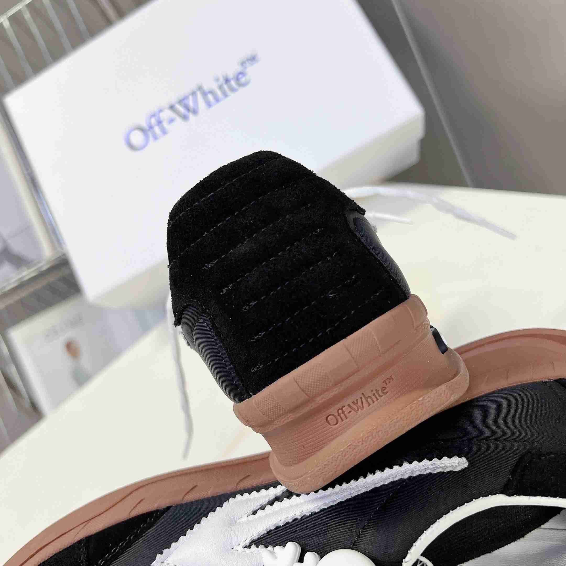 Off-White ‘End Of Play’ Sports Shoes - DesignerGu