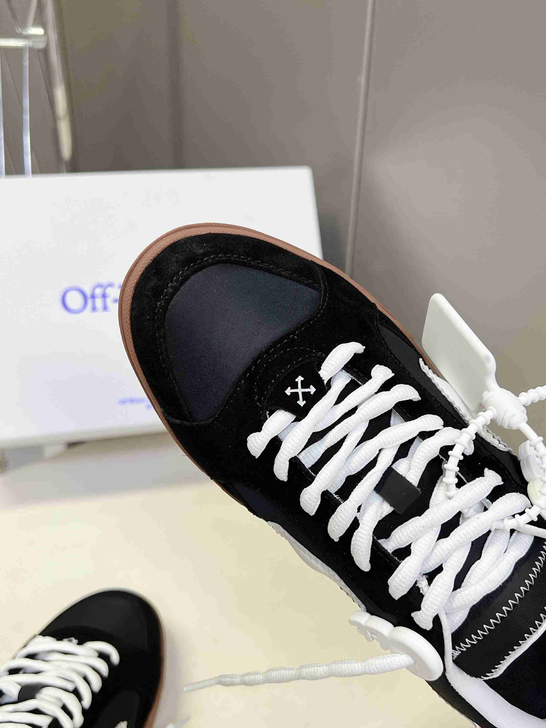 Off-White ‘End Of Play’ Sports Shoes - DesignerGu