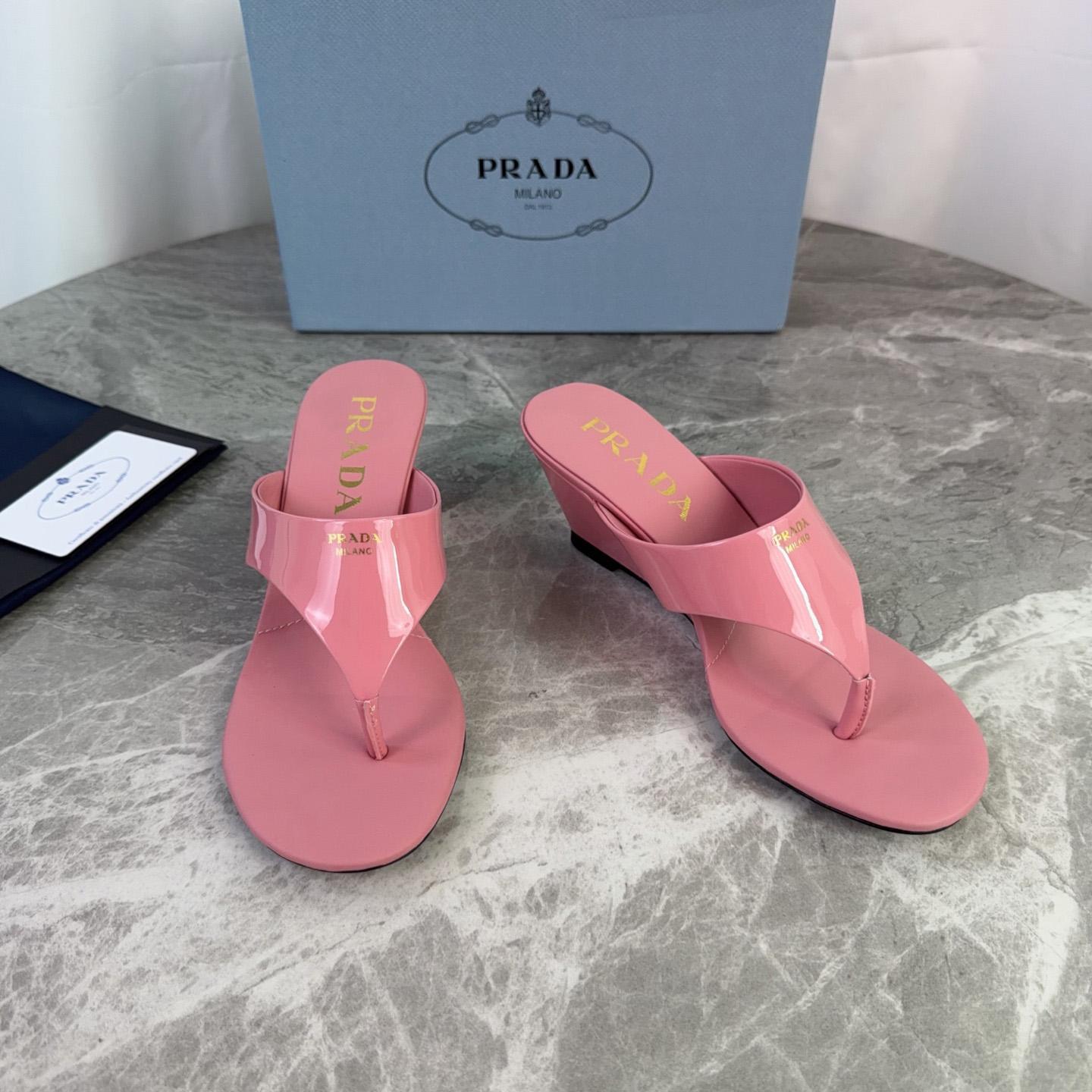 Prada Patent Leather Thong Sandals - DesignerGu