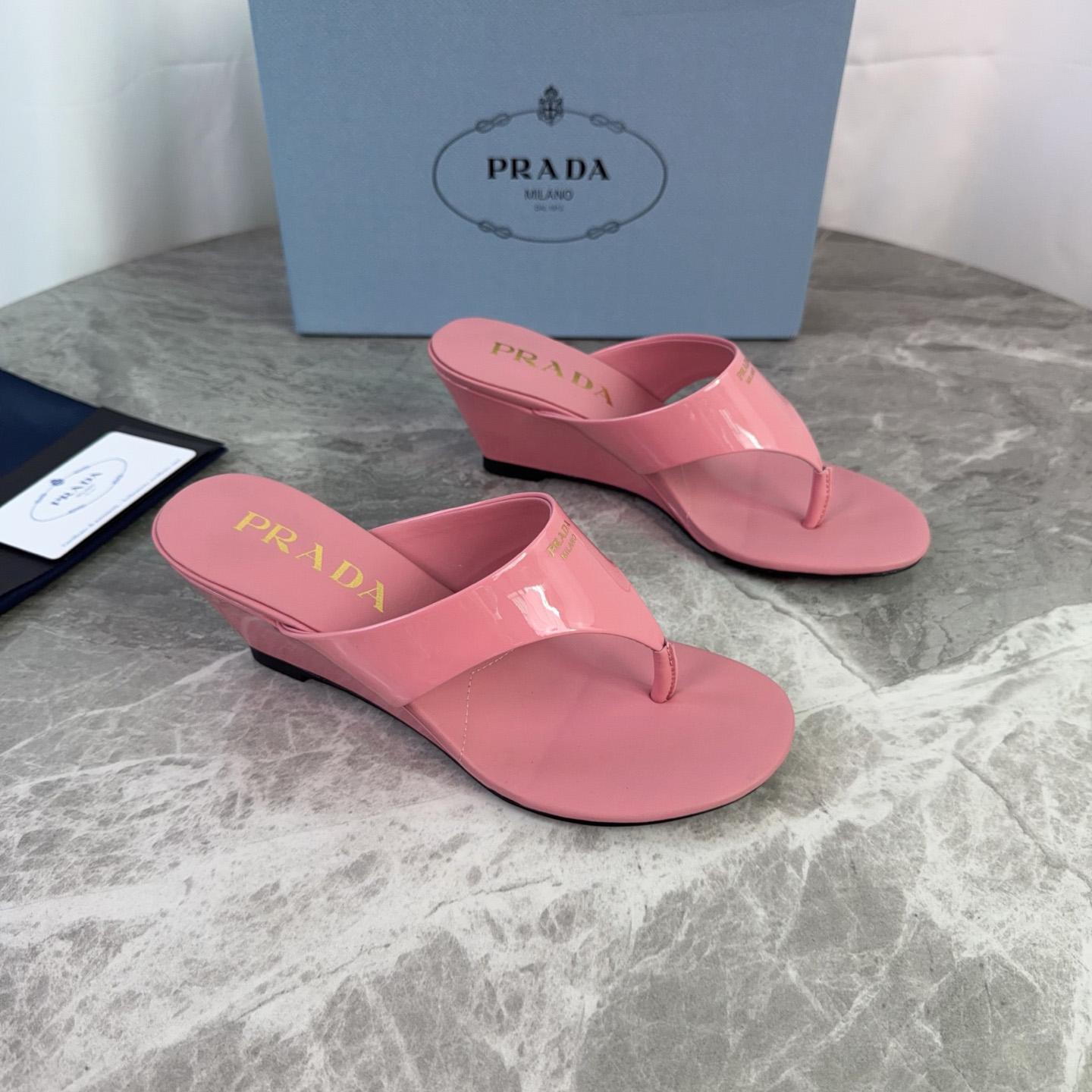 Prada Patent Leather Thong Sandals - DesignerGu