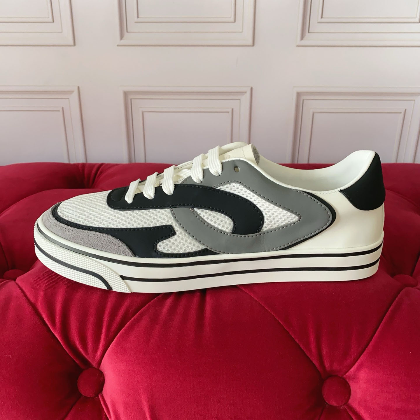 Dolce & Gabbana DG Sailing Leather Sneakers - DesignerGu