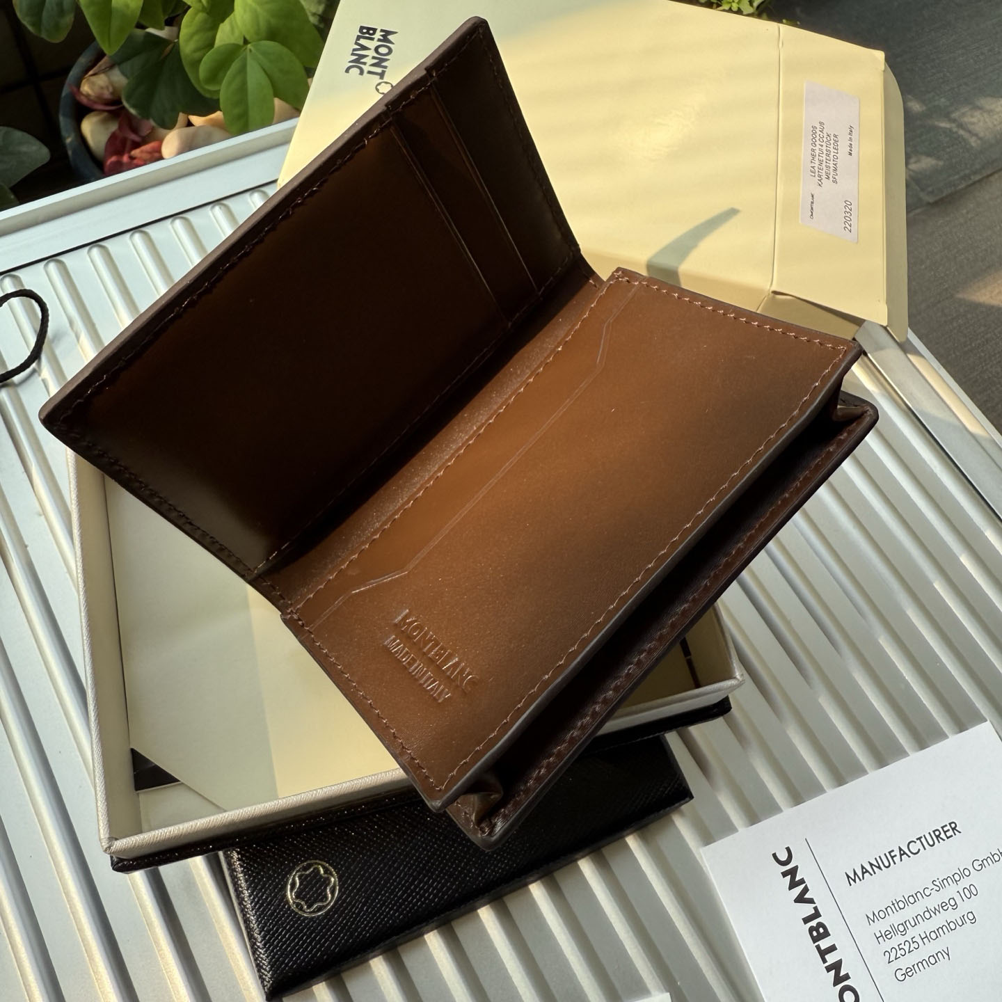 Montblanc Meisterstück Leather 4CC Bifold Cardholder - DesignerGu