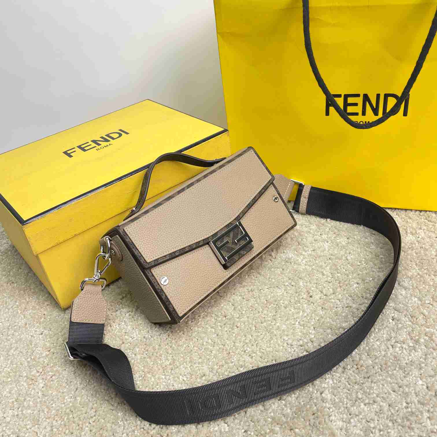 Fendi FF Soft Trunk Baguette - DesignerGu