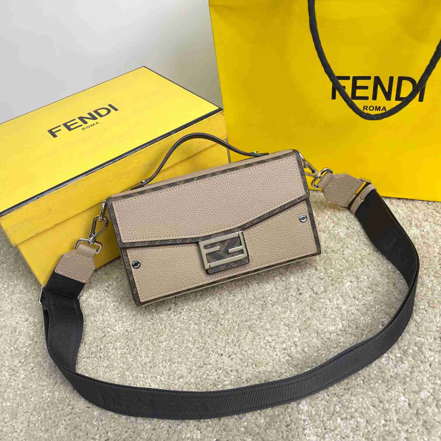 Fendi FF Soft Trunk Baguette - DesignerGu