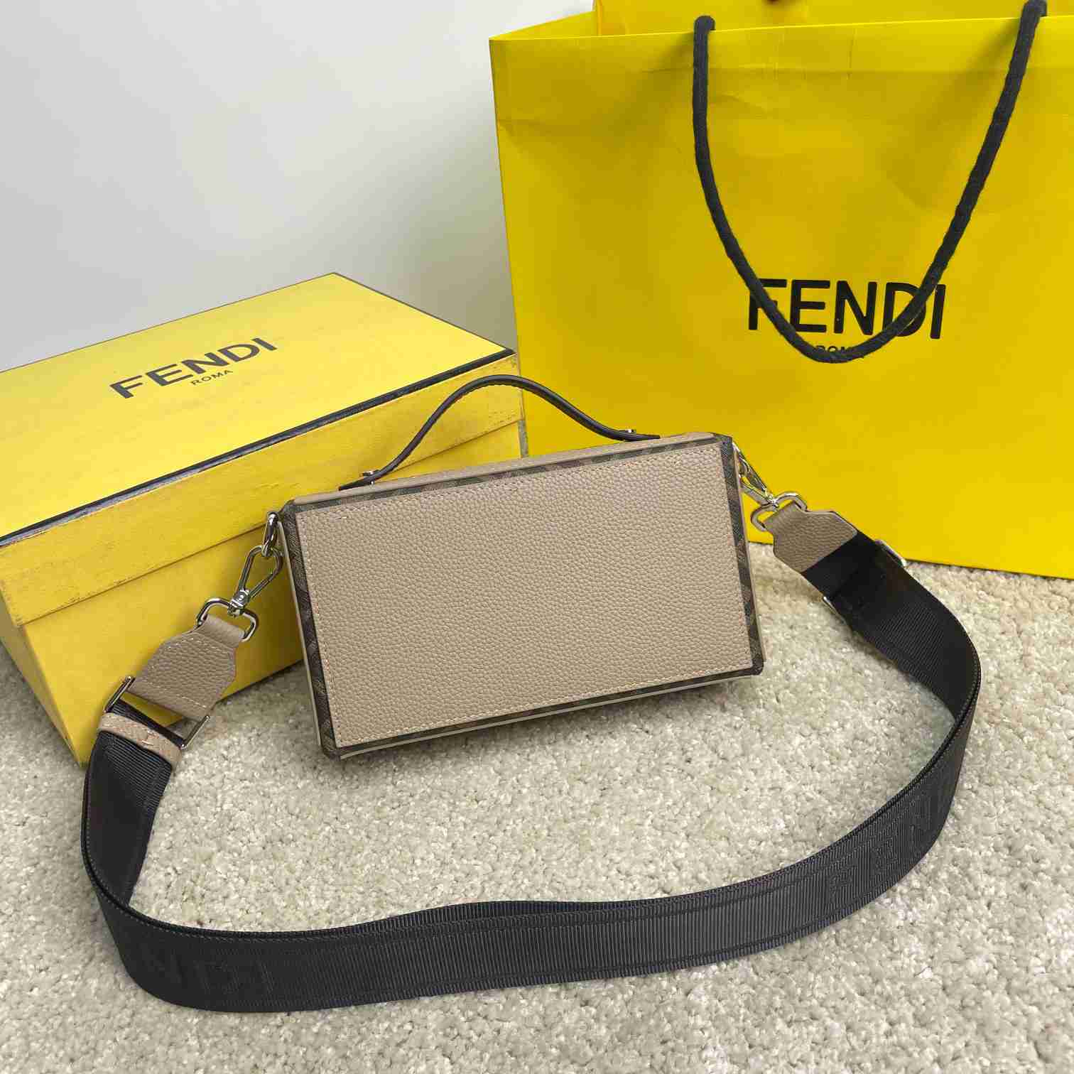 Fendi FF Soft Trunk Baguette - DesignerGu