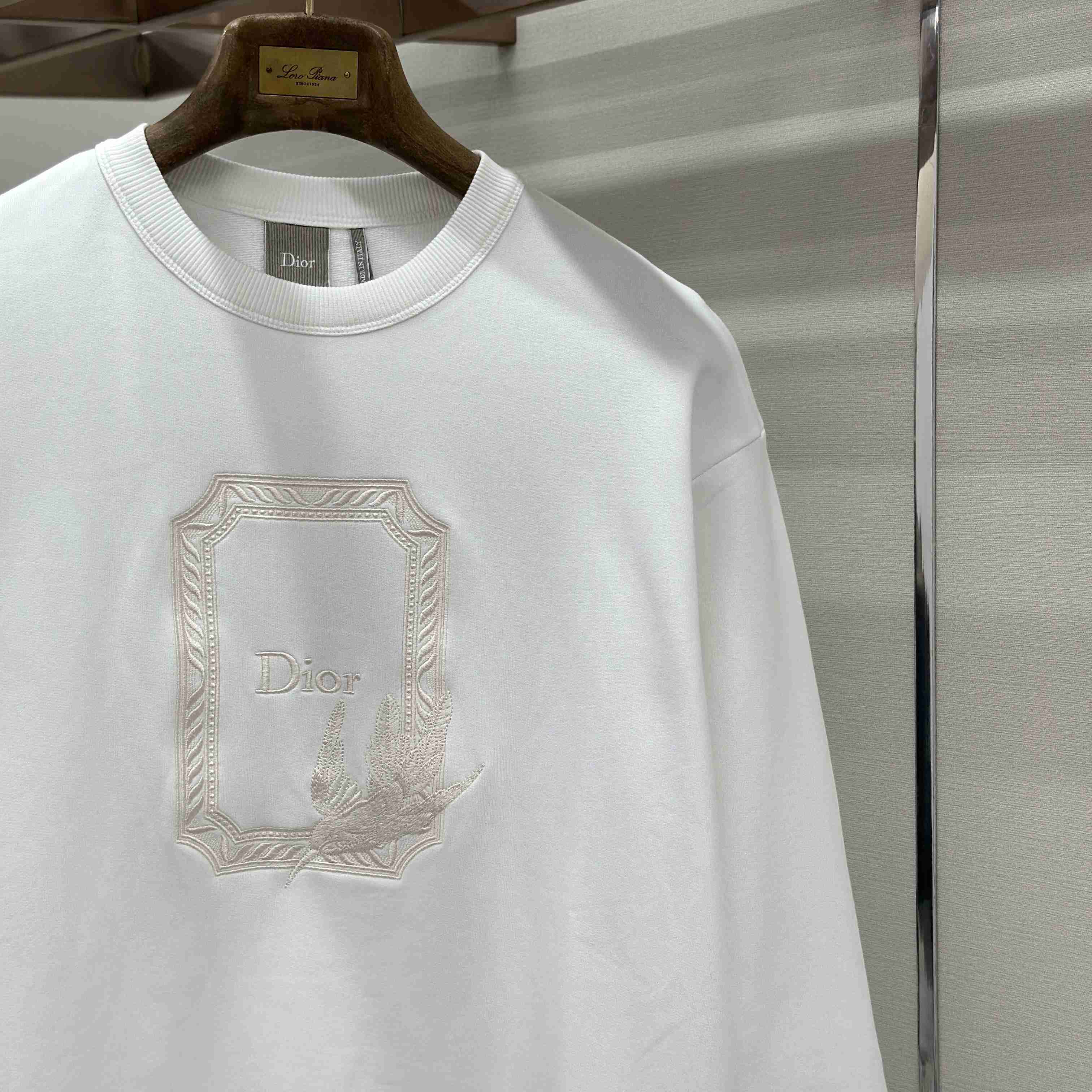 Dior Médaillon Colibri Sweatshirt, Relaxed Fit - DesignerGu