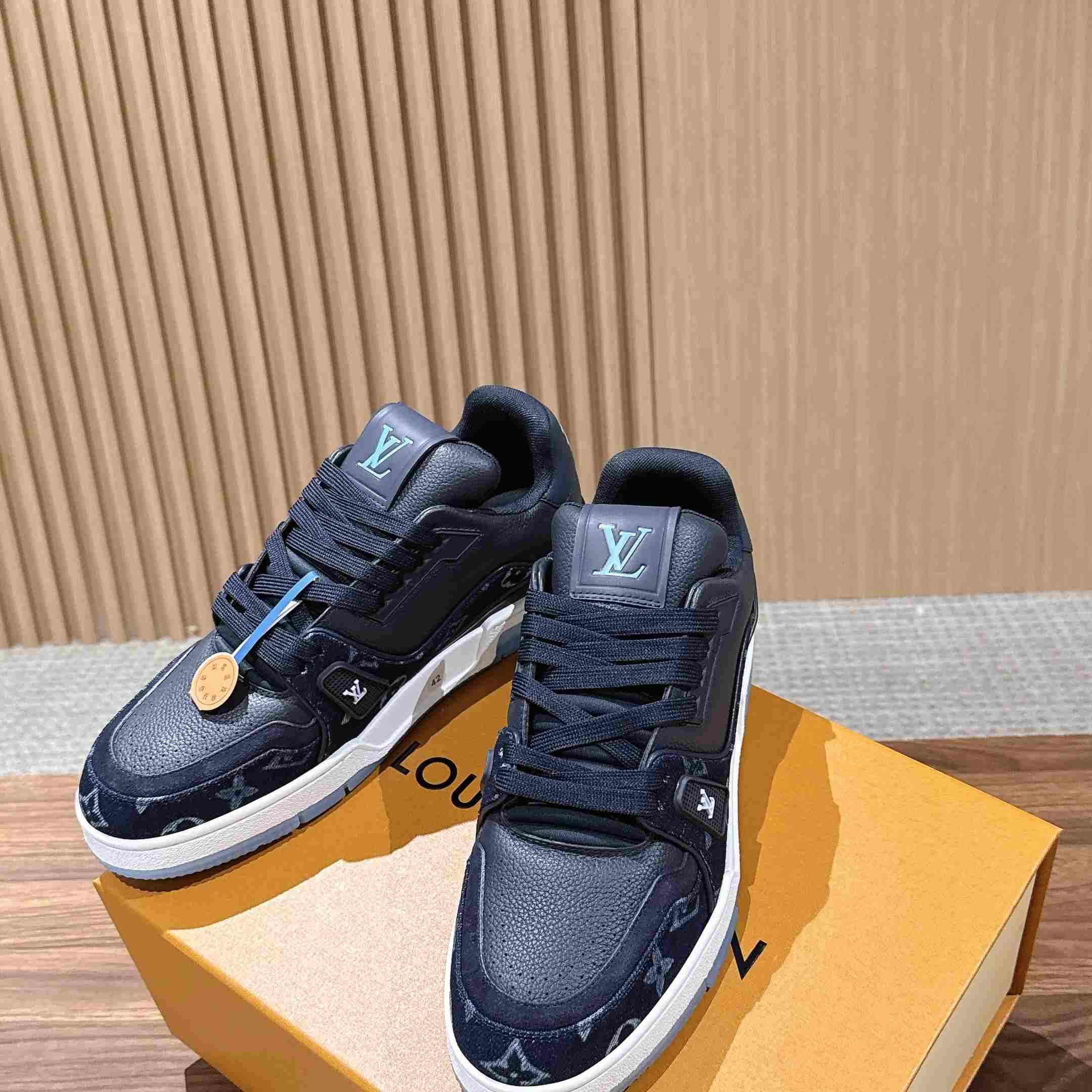 Louis Vuitton LV Trainer Sneaker  1AKDGZ（upon uk size） - DesignerGu