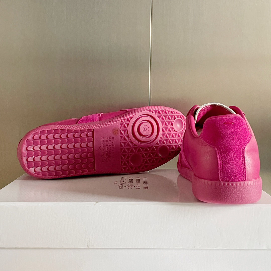 Maison Margiela Pink Replica Sneakers - DesignerGu