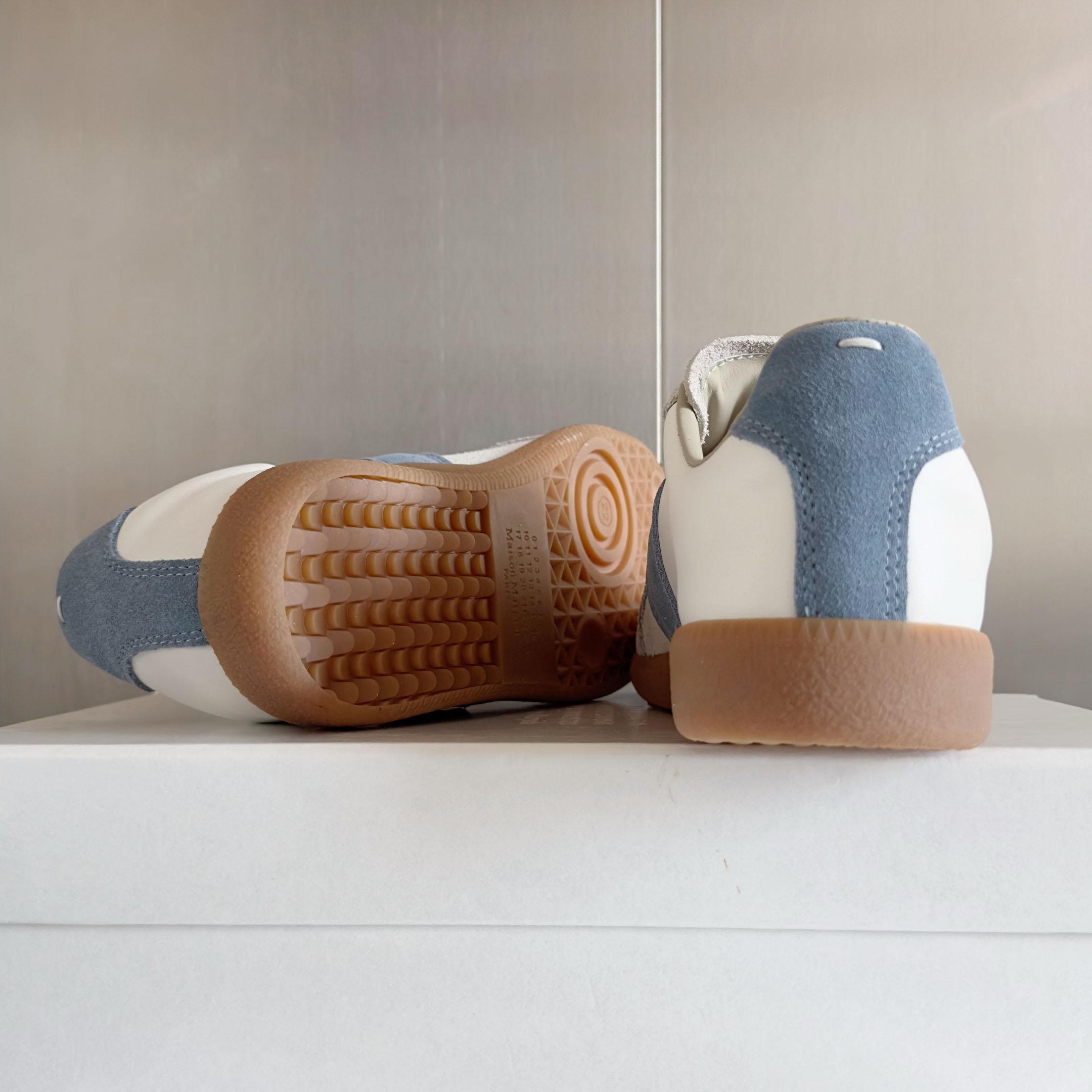 Maison Margiela Off-White & Blue Replica Sneakers - DesignerGu