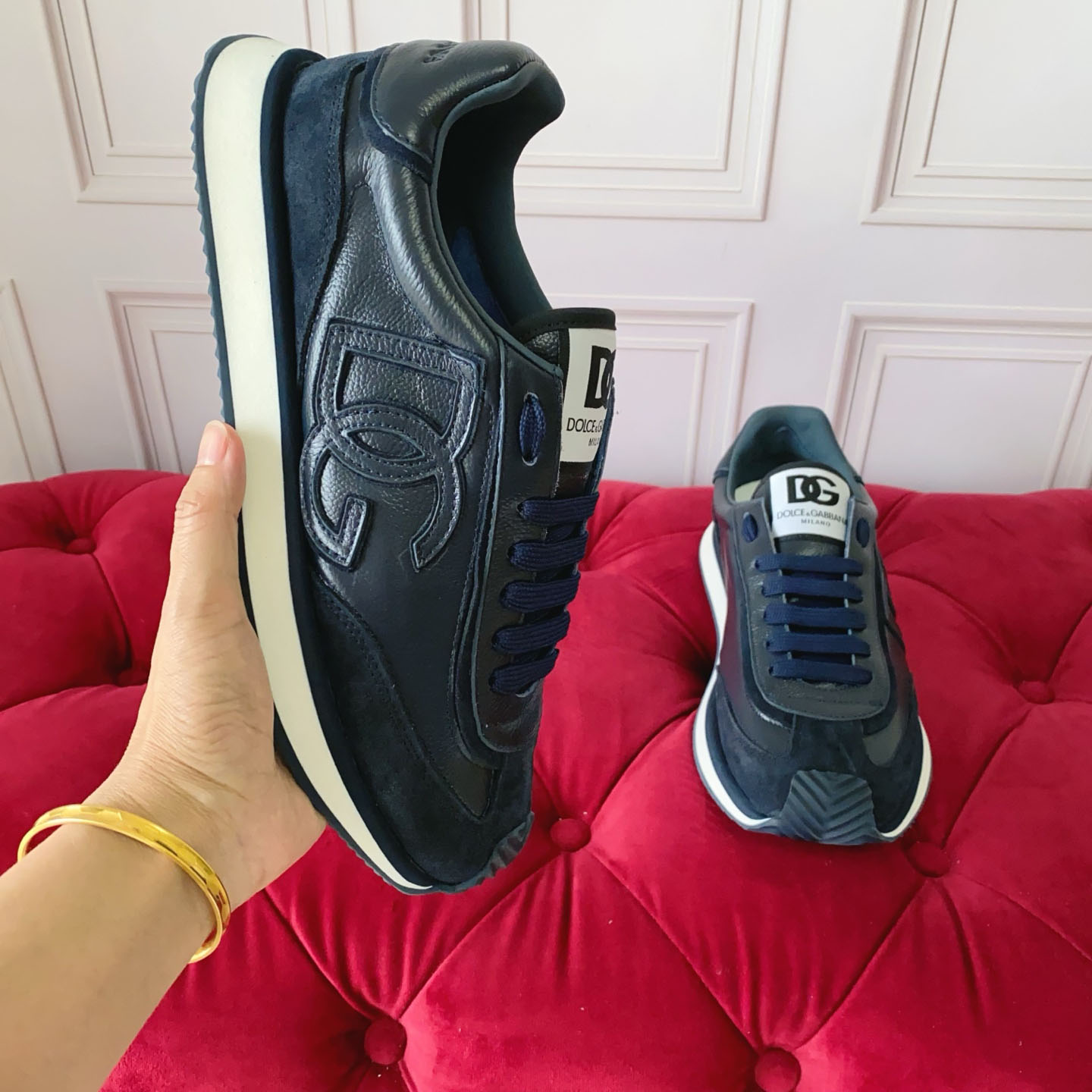 Dolce & Gabbana Logo-Patch Sneakers - DesignerGu
